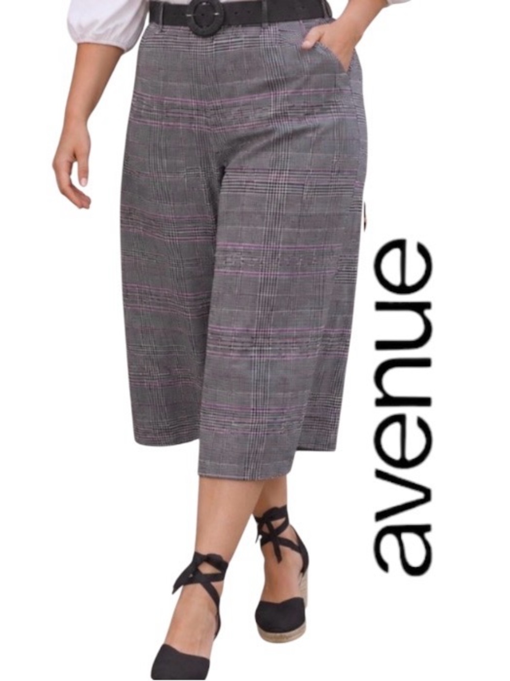 26W Avenue Cotton Gaucho Pants in Grey Plaid